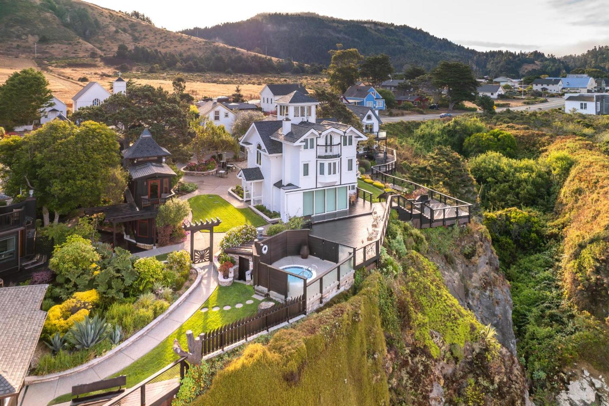 Sacred Rock Inn Elk 外观 照片